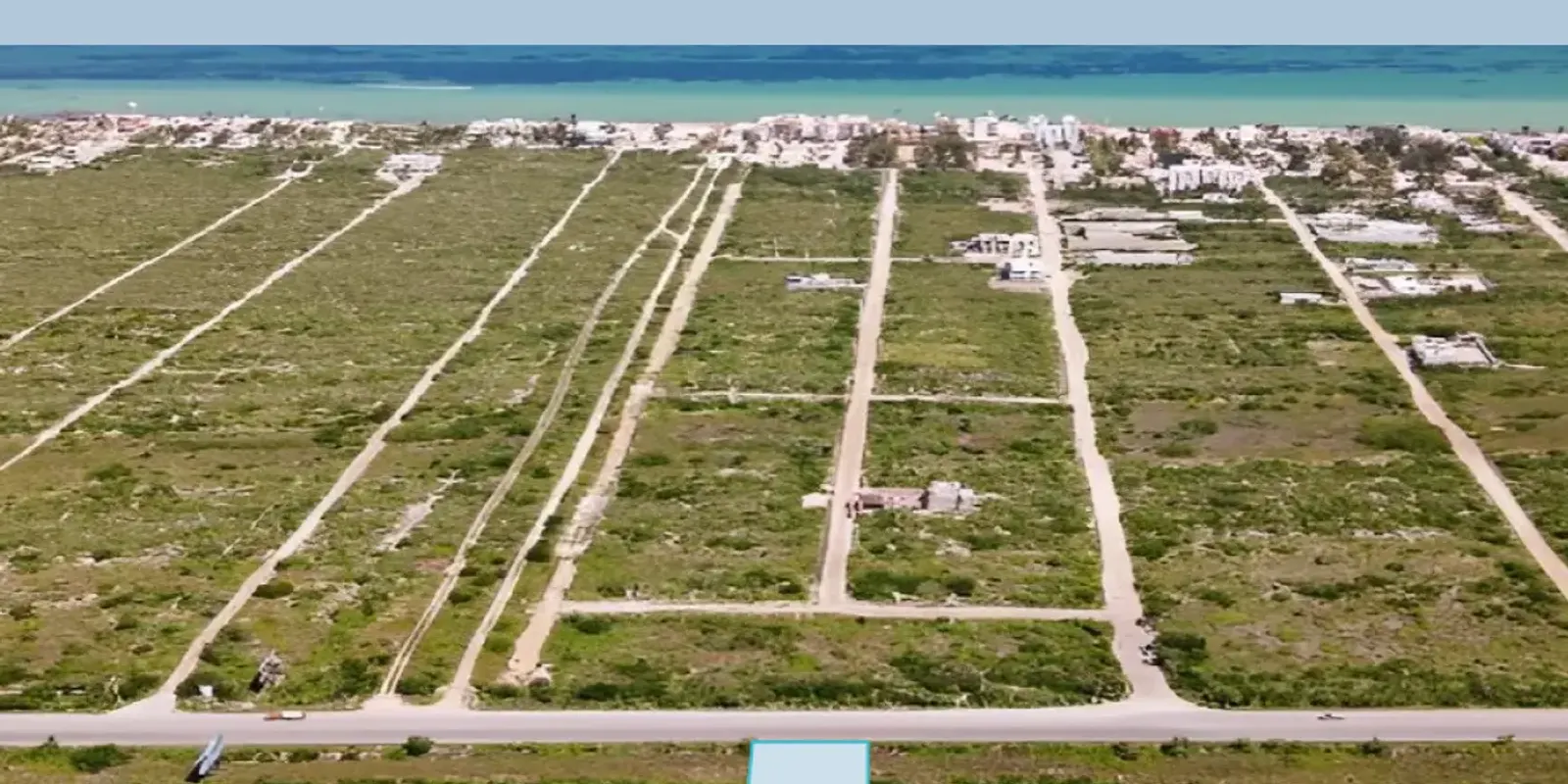 Terreno costero en el KM 12 de la carretera Progreso-Telchac, Chicxulub Puerto